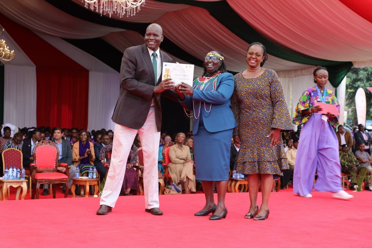 Koibatek Herbal Clinic trailblazer recognition moment